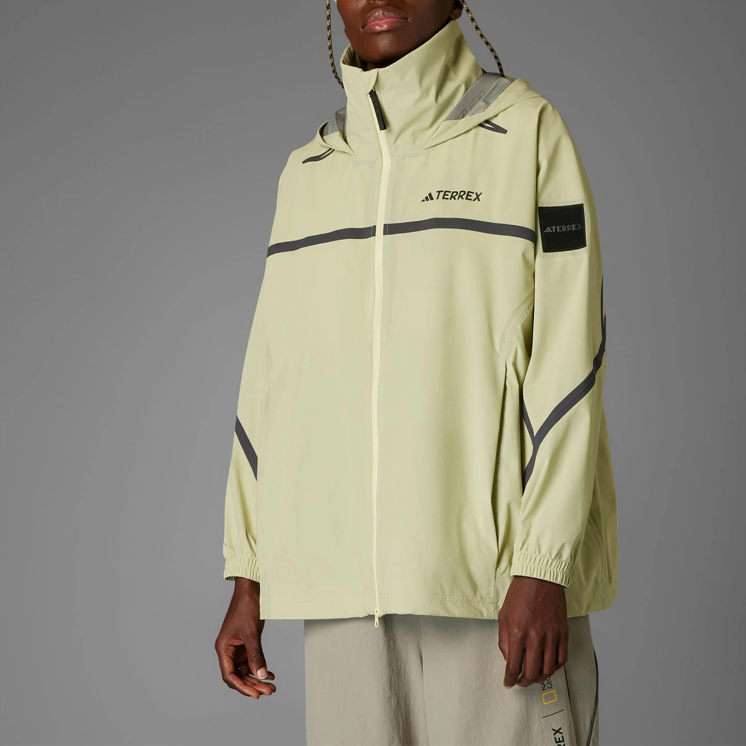 

Adidas genuine new women's hooded outdoor hiking jacket JD5832