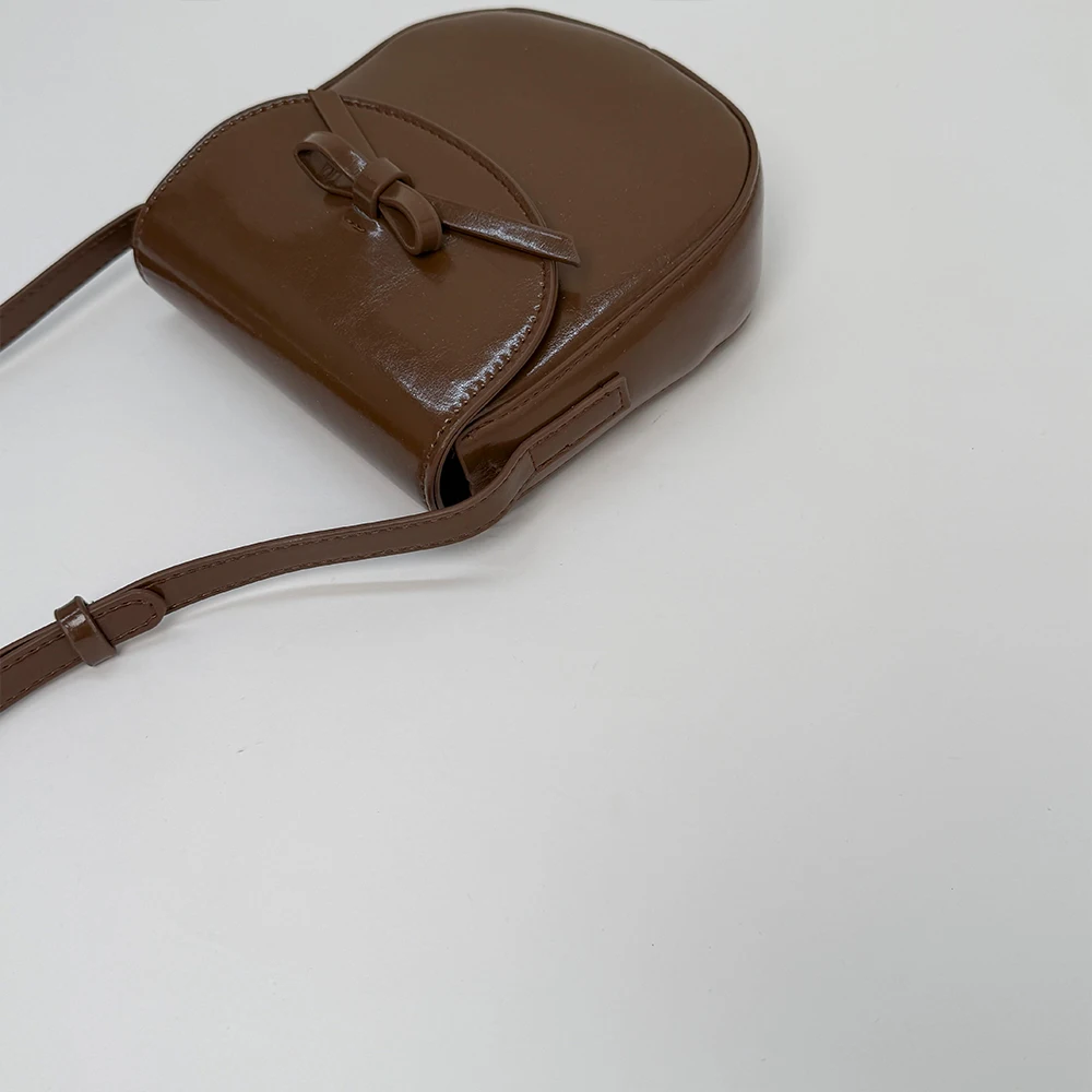 حقيبة متخصصة عالية الجودة بلون القهوة، طراز جديد عصري، حقيبة كروس متعددة الاستخدامات، حقيبة سرج