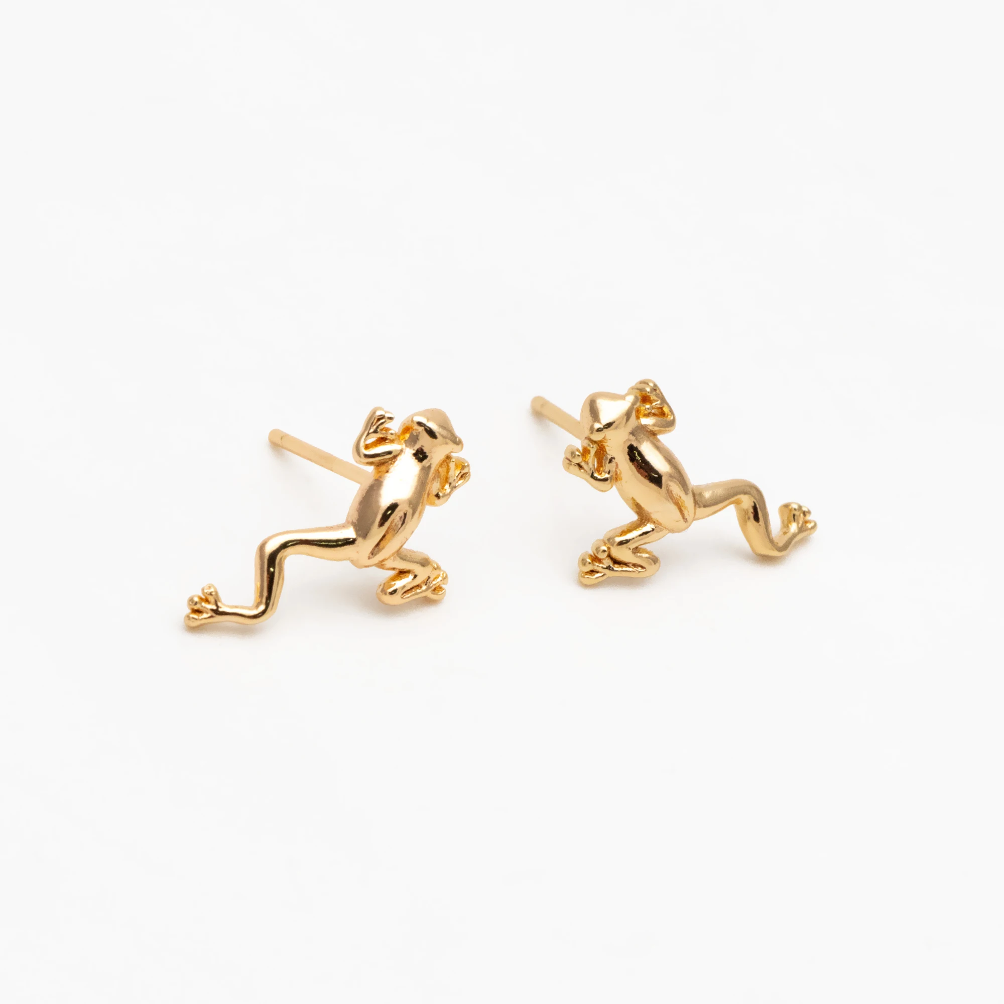 10pcs Gold Frog Earrings, Gold Plated Brass, Cute Animal Stud Earrings (GB-4531)