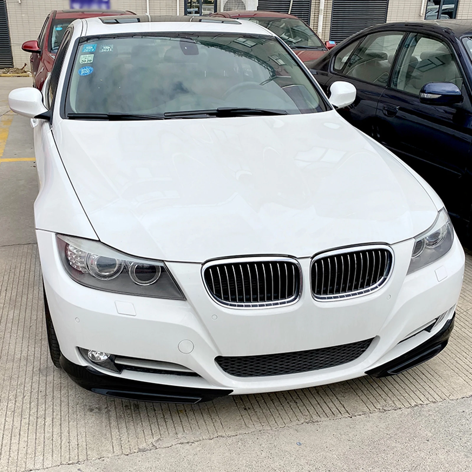 2PCS Front Side Air Vent Cover Trim Intake Spoiler Corner For BMW Base E90 E91 LCI 320i 330i 2009 2010 2011 2012