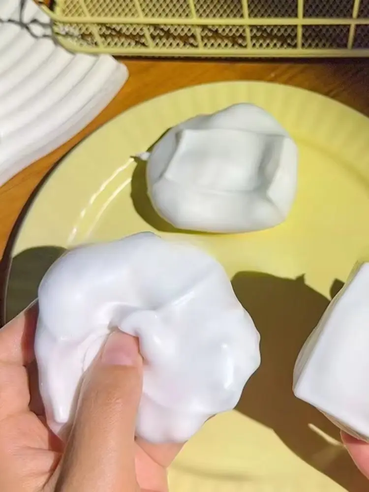 Zabawki sensoryczne ASMR w kształcie tofu, chrupiące zabawki antystresowe, gniotki z efektami dźwiękowymi, idealne do wypełniania klocków. — 2