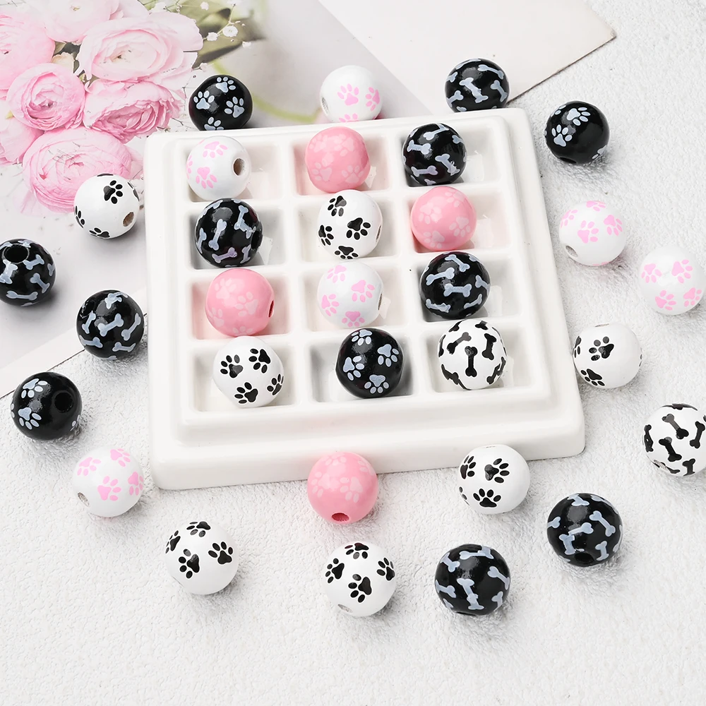 30Pcs 16mm Zufällig Mischen Holz Beißring Fokus Perlen Hund Pfote Knochen Gedruckt Runde Perle Für DIY Schnuller clips Dummy Halter Machen