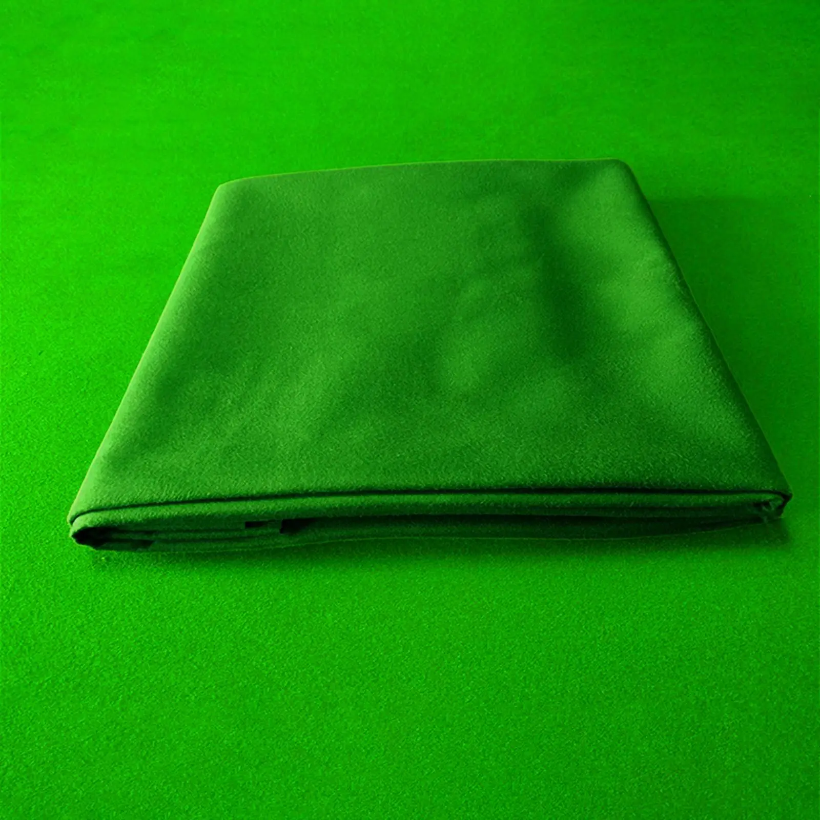 Sturdy Billiard Table Cloth 9ft Green Pool Table Felt Replacement Professional for Snooker Hall view 5