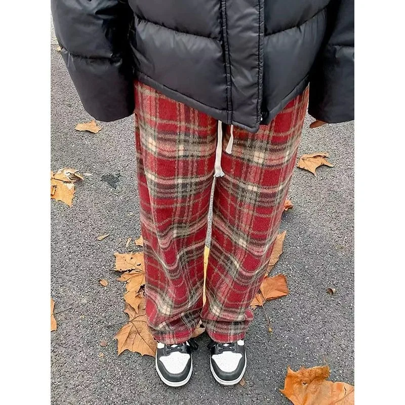 กางเกงขายาวลายสก็อตสีแดงเอวสูงทรงหลวมสบายๆ ช่วยพรางหุ่น ผ้าวูล ทรงขากว้าง สำหรับผู้หญิง ฤดูใบไม้ร่วง ฤดูหนาว