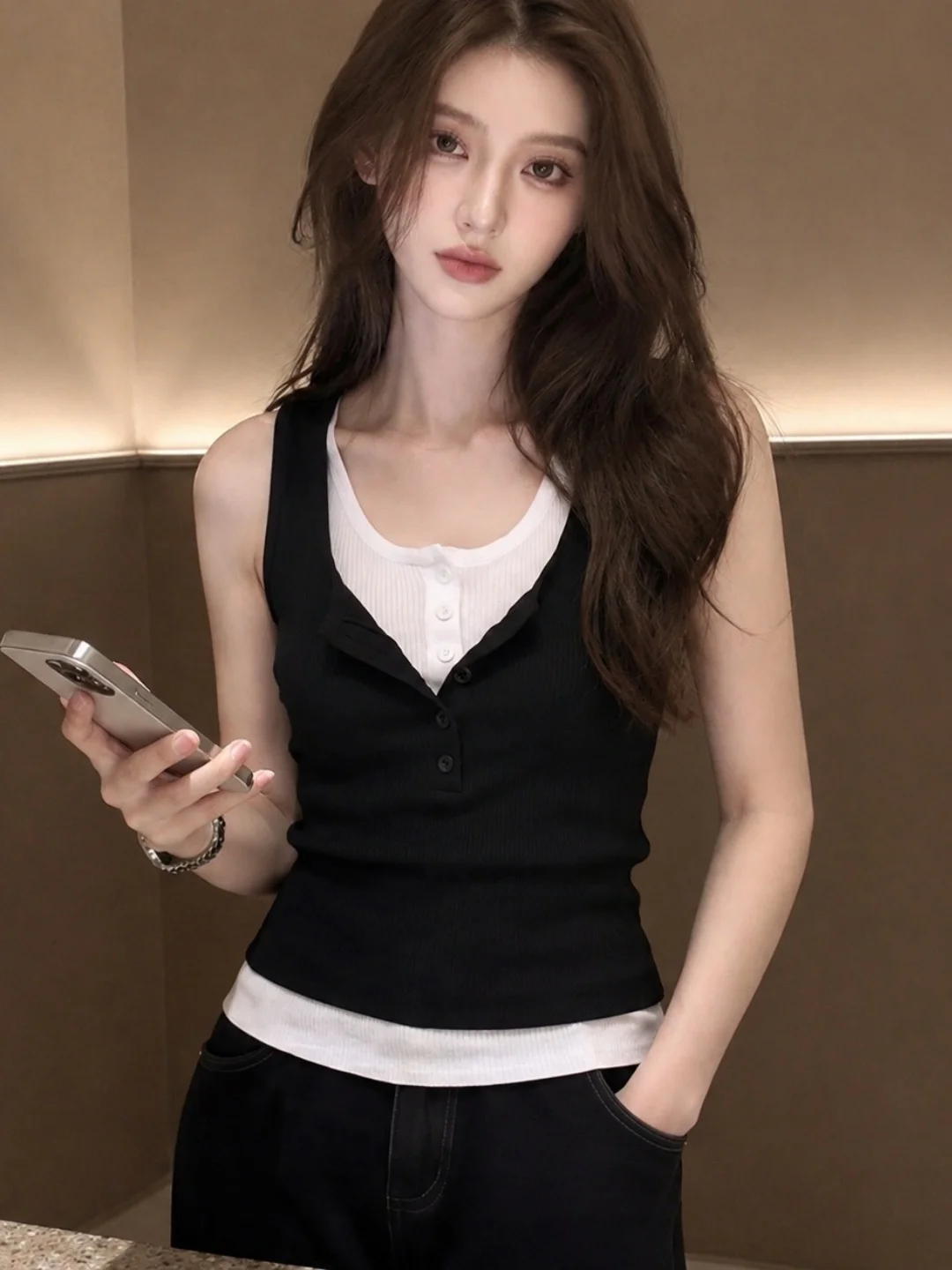 

Summer Ice Silk Knitted Gentle Style Color Block Crop Top Women's Slim Fit Casual Wear round Neckline No Sleeve Fashionable Vest