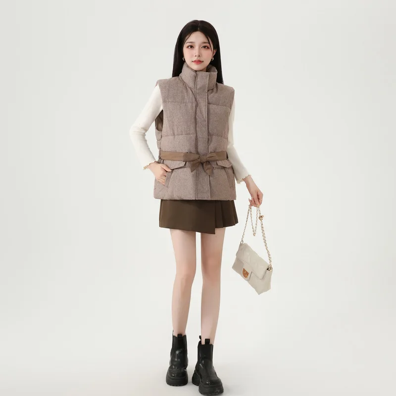 Korean Petite Casual Cotton Vest 2025 New Fashion Stand Collar Cotton Vest Women's Short Loose Design Versatile Warm Vest