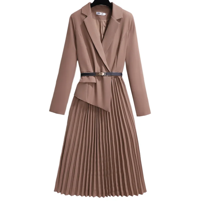 

Модное платье-блейзер 2026: Элегантное, для офиса, в легком и комфортном стиле, имитация двойки, с длинными рукавами, плиссированное