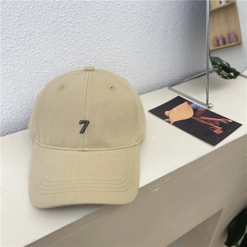 المرأة كبيرة وعميقة قبعة طويلة حافة الكورية محيط الرأس الكبير عميق قبعة بيسبول حافة واسعة تظهر الوجه قبعة صغيرة