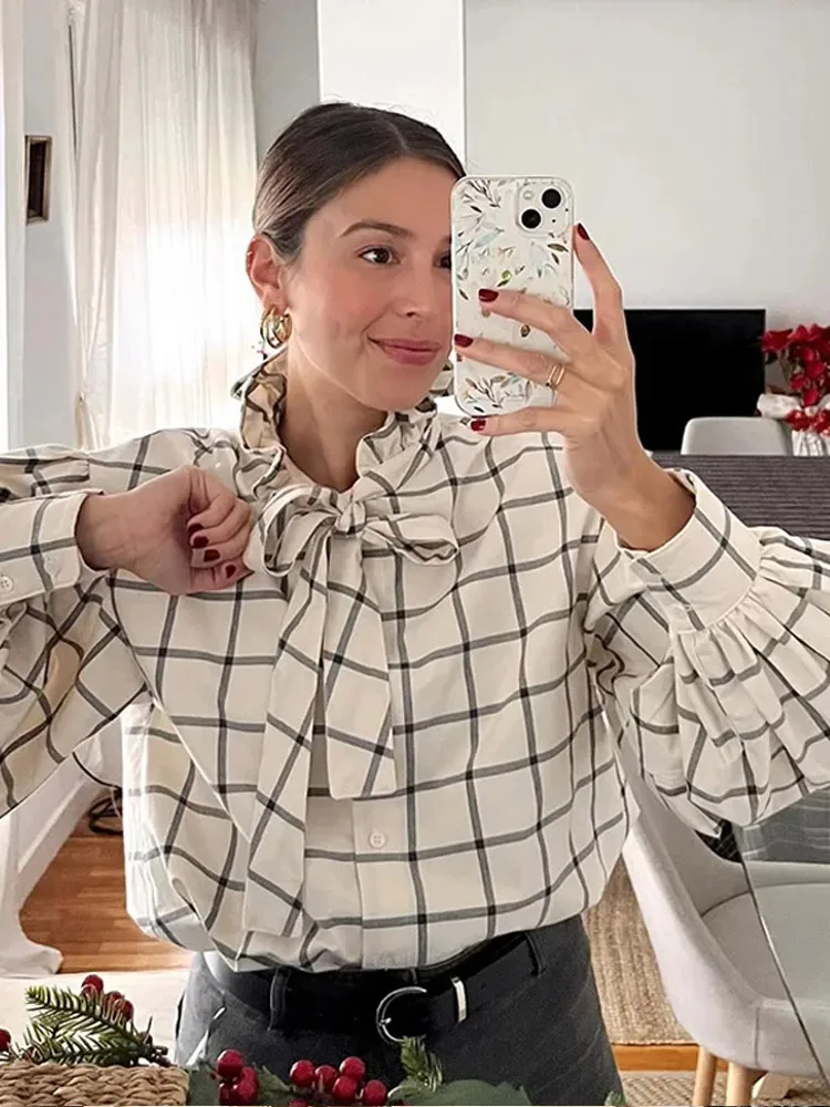 Big Plaid Bow Collar Shirts Women Fashion Long Sleeve Single Breasted Female Outwear 2024 Spring Summer Elegant Lady Shirts