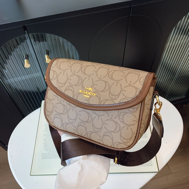 

Fashionable Designer Crossbody Diaper Bag: Elegant Women's Handbag With Luxury Leather Style And Large Capacity Vintage Tote