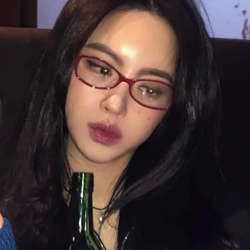 Y2K Fashion Eyewear for Women Girls Retro Square Narrow Frame Glasses Anti Blue Light Vintage Black Red Simple Eye Glasses