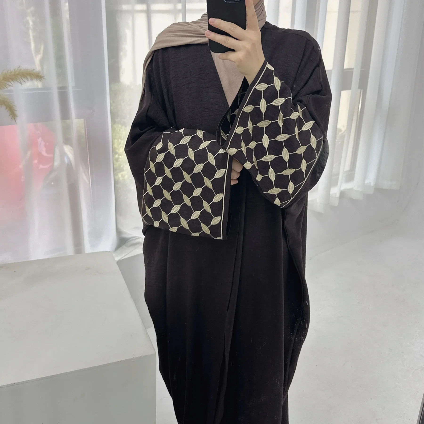 Arabo Dubai Ricamo Kimono Aperto Abaya per Le Donne Musulmane Jalabiya Turchia Abito Abito Eid Djellaba Caftano Marocain Islam Abbigliamento