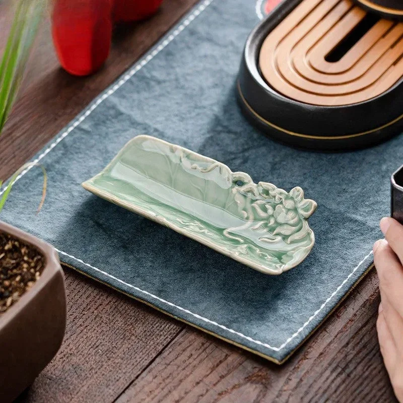 Hand Carved Yue Kiln Celadon Lotus Tea Scoop Aesthetic Shovel Household AwakeningLadle Flower  Services Ornaments