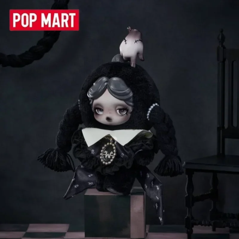

POP MART SKULLPANDA X MGM WEDNESDAY Аниме-плюшевая кукла-подвеска, фигурки, украшения для дома, настольная модель, подарок для девочек