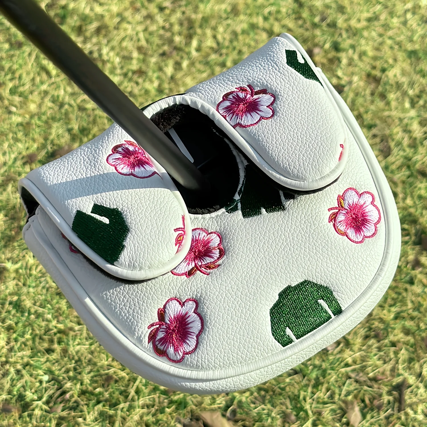 The Elderly Person Design Style of the Golf Club HeadCover, Golf Putter HeadCover-Advanced Embroidery, Suitable for Most Clubs - view 3