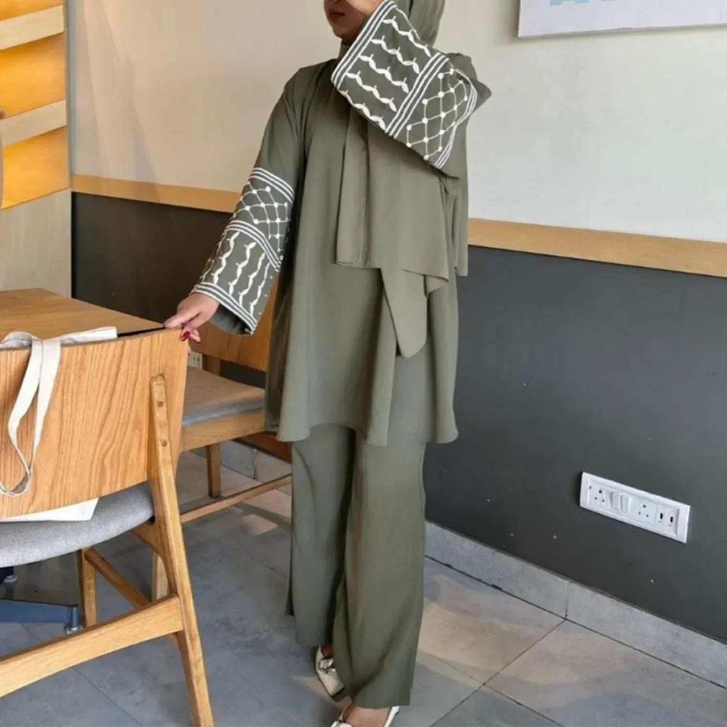 

Women Muslim Sets Tops Wide Leg Pants Outfits Embroidery Ramadan Morocco Dubai Islam Modest 2 Piece Suit Trousers Clothing Arab