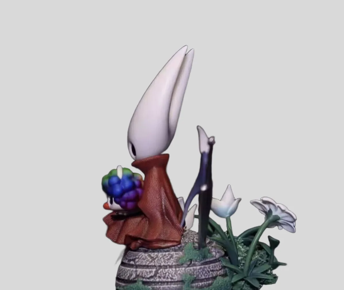 Hollow Knight: Silksong Hornet - rekwizyty do cosplayu z gry ​ Figurka anime ​ ​   Ozdoba Halloween ​ Akcesoria ​   dla dziecka