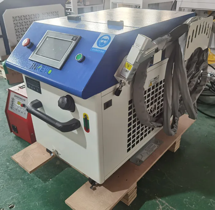 1kw 1.5kw 2kw 3kw Copper Brass Rust Fiber Laser Cleaning Machine Price For Steel Aluminum