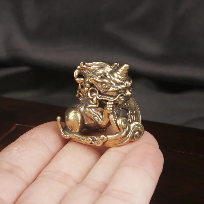 Retro Brass Wealth Attracting Unicorn Desktop Ornament, Copper Carving Unicorn Nafu Cultural And Decorative Bronze Ware