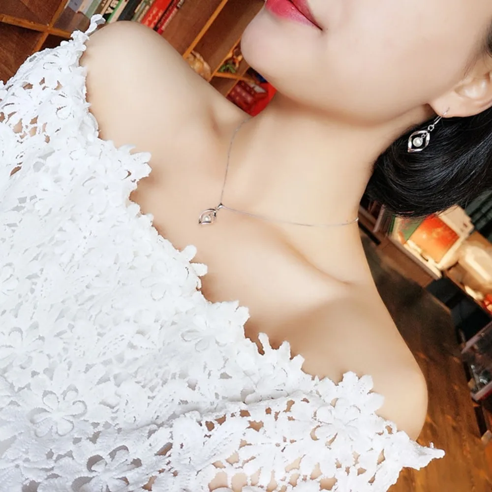 絶妙な銅の真珠のペンダントネックレス、パーソナライズされた鎖骨チェーン、女の子のための繊細なロマンチックなイヤリング