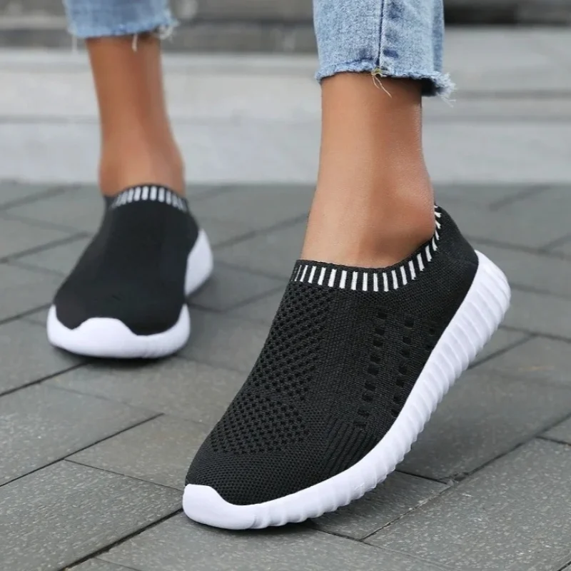

Women Casual Sneakers Mesh Breathable Sport Shoes Vulcanized Shoes Summer Female Socks Walking Shoes Woman Footwear