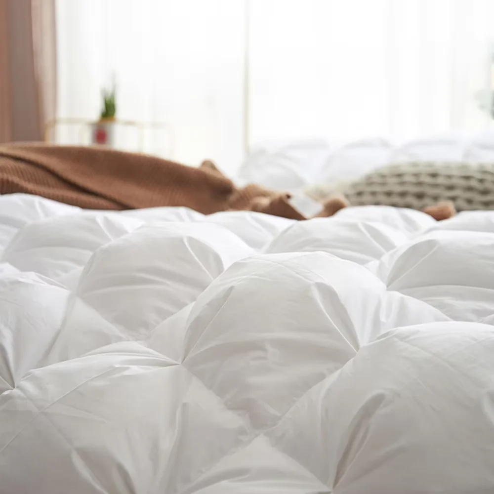 Sondeson Luxury 100% Goose Down Duvet Insert Pinch Pleat Pintuck Quilt White Comforter All Season 100% Cotton Shell