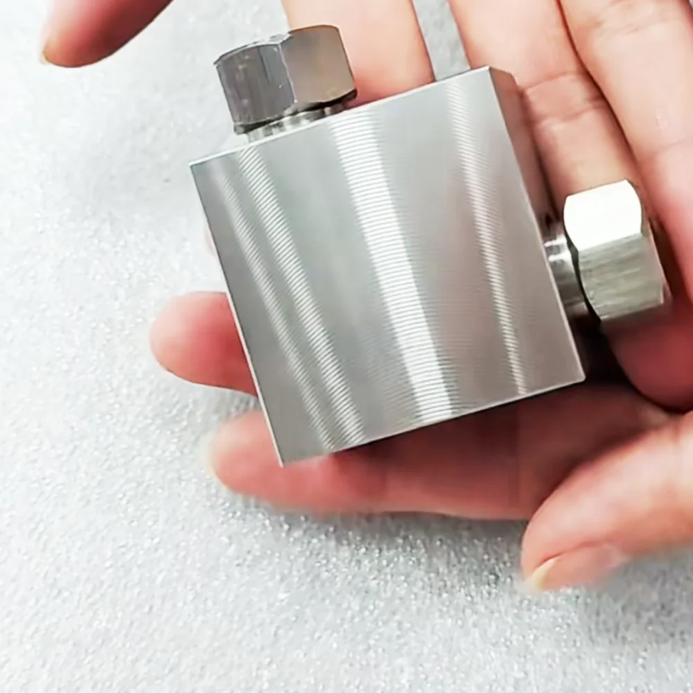 

Waterjet Cutting Head For YongDa 90 Degree 3/8'' Elbow Waterjet Tubing Fittings 1/4" 3/8 Elbow, HP 1/4 Elbow Assy 10112