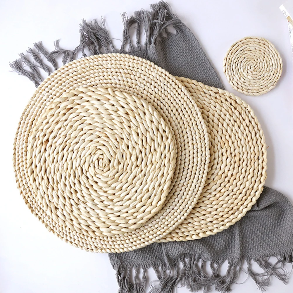 

8Pcs Straw Placemat Thickened Heat Resistant Round Design for Cup Bowl Dish Protection Home Cafe Restaurant Use Beige 11 30Cm