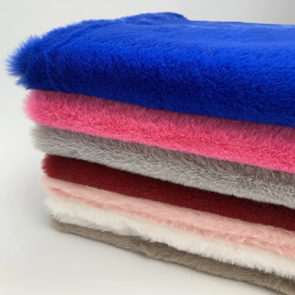 

10mm Polyester Faux Fur Simulated Rabbit Plush Fabric 50x50cm/19.68x19.68 Inches DIY Cotton Doll Hair Soft Mink Fabric For Sale