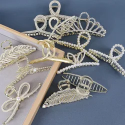 Large pearl crab hair clips accessories for women Korean style metal grab clip retro hair pins alloy shark hairpin for girls