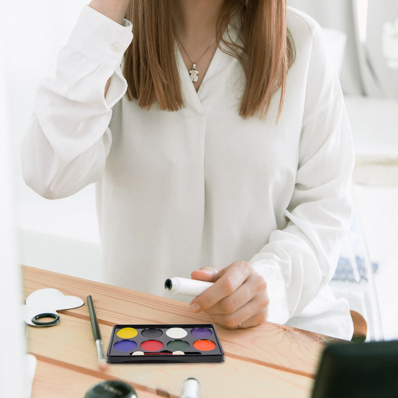 4 szt. Farby do ciała, farby akwarelowe do twarzy, przyjazne dla skóry, łatwe w aplikacji i usuwaniu, pigment do makijażu na imprezy dla kibiców, festiwale, Halloween.