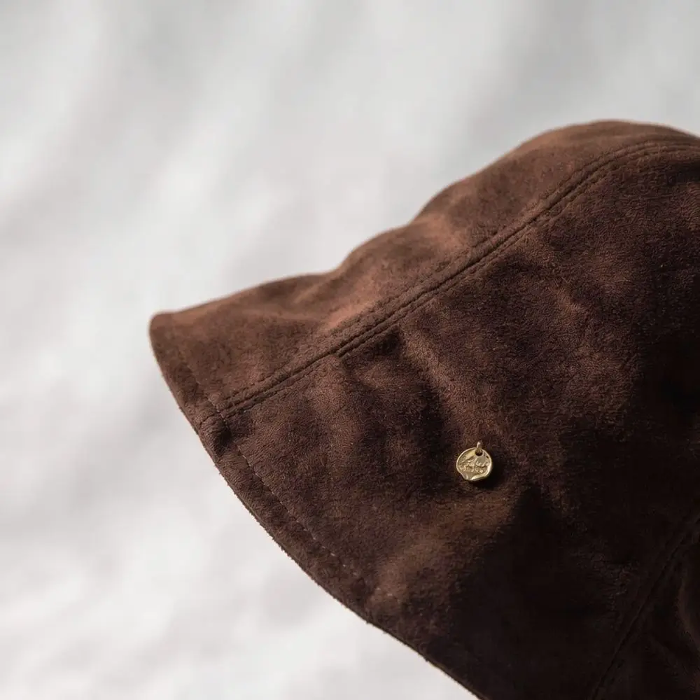 Korean Fashion Pleated Fisherman Hat Autumn Winter Warm Comfortable Adjustable Soft Polyester Decorative Metal Logo Basin Cap
