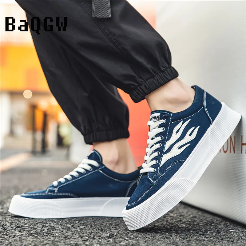 Men Canvas Shoes Fashion Design Casual Breathable Canvas Sneakers Men Sports Shoes Streetwear Hip Hop Vulcanized Shoes Men