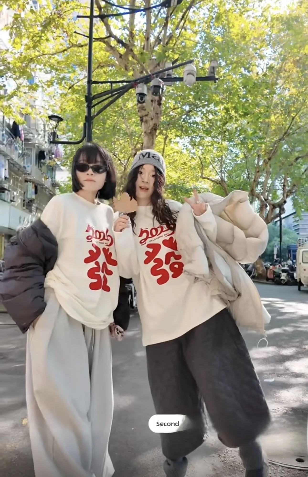 

Loose Long Sve Fce round Ne T-irt Women's Casual Versatile Base irt Mid-Length Top Korean Sle Commute Print Cotton