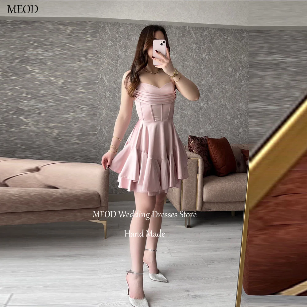 MEOD Rosa Satin-Abschlussballkleider, kurze, ärmellose Partykleider mit Herzausschnitt, Mini-Kleid mit Spaghettiträgern und rückenfreiem Design, individuell gestaltet