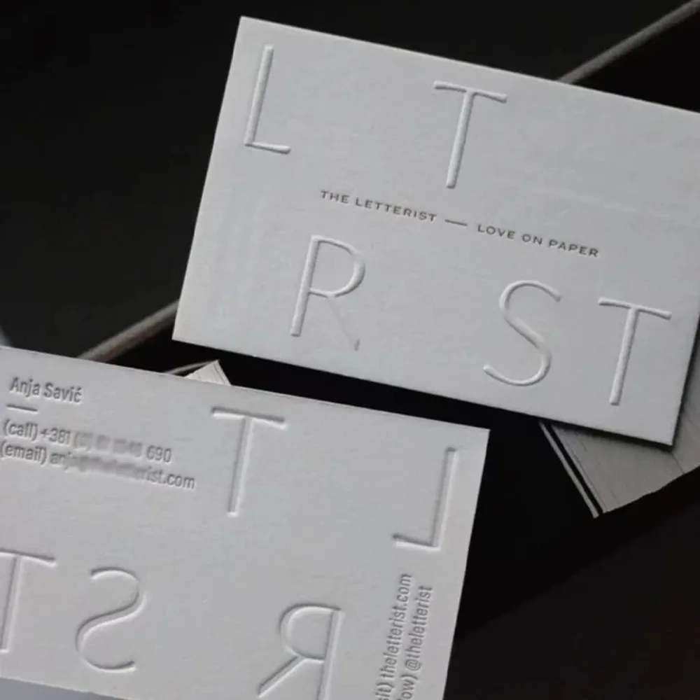 200pcs High-Quality Embossed Business Cards - 500gsm Cotton Paper, Personalized Design for Corporate Events