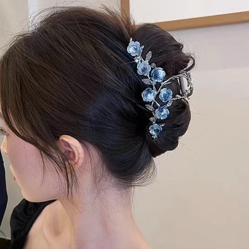 

Fashion Sweet Girl Hair Card Hair Accessories New Female Camellia Flower Grab Clip Retro Ponytail Braid Crab Metal Grab Clip