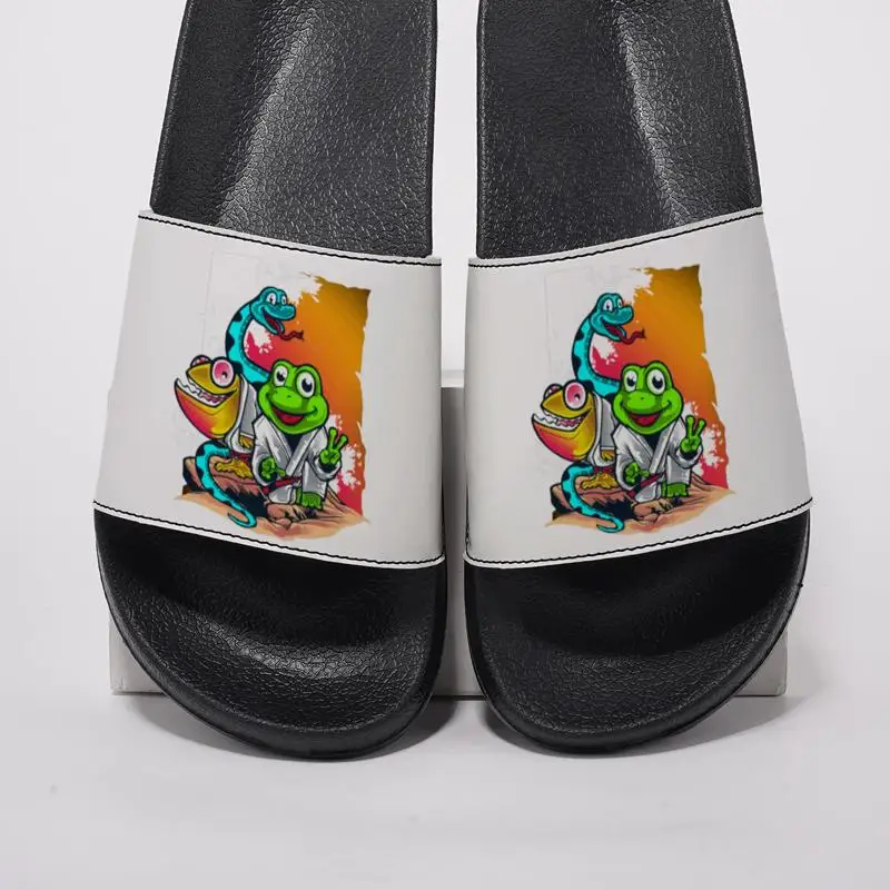 Ladies Men's home slippers，Soft and Comfortable，Suitable for indoor wear，Fun design，Bright graffiti - Style background