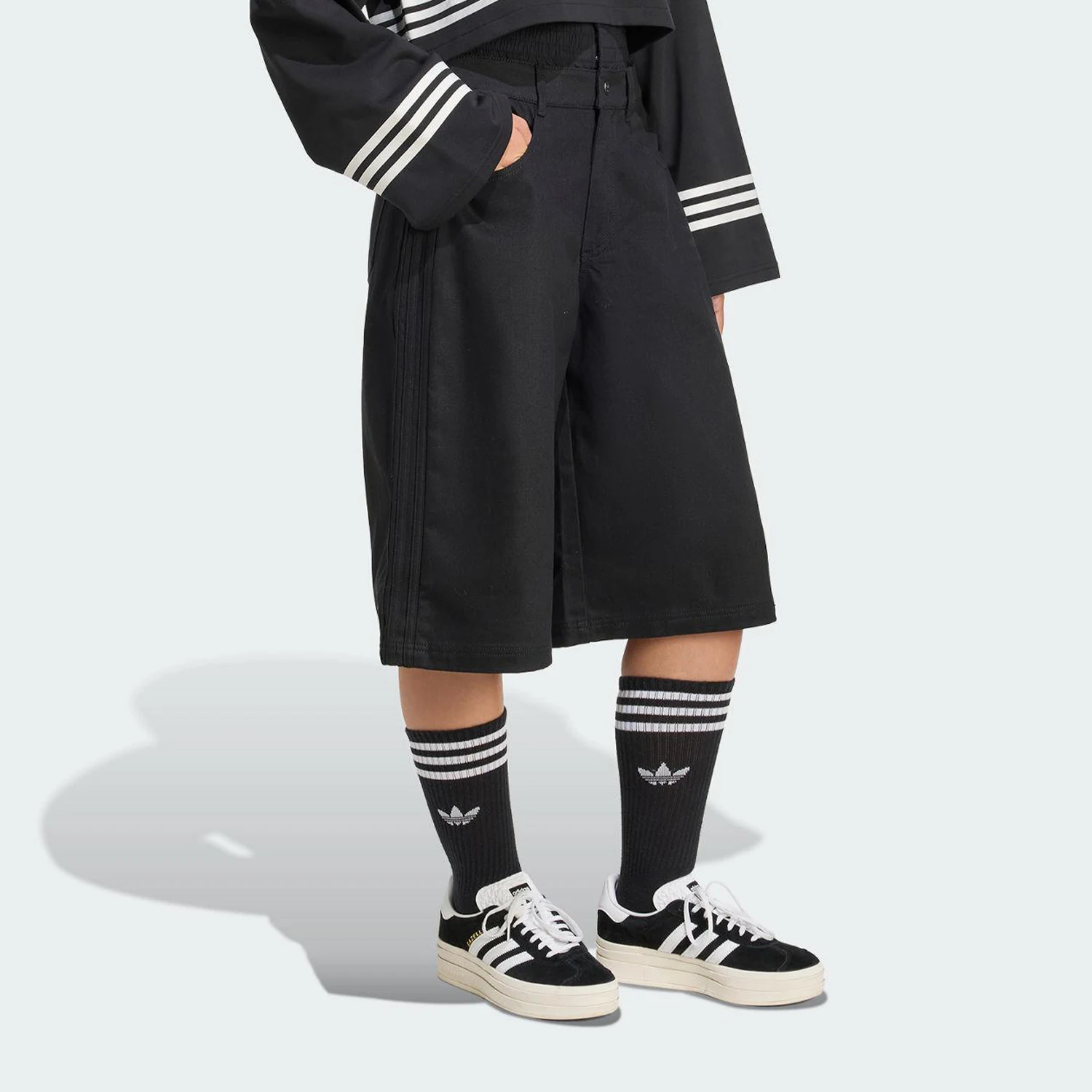 

Оригинальные женские свободные джинсовые шорты Adidas Clover в повседневном стиле JX7592