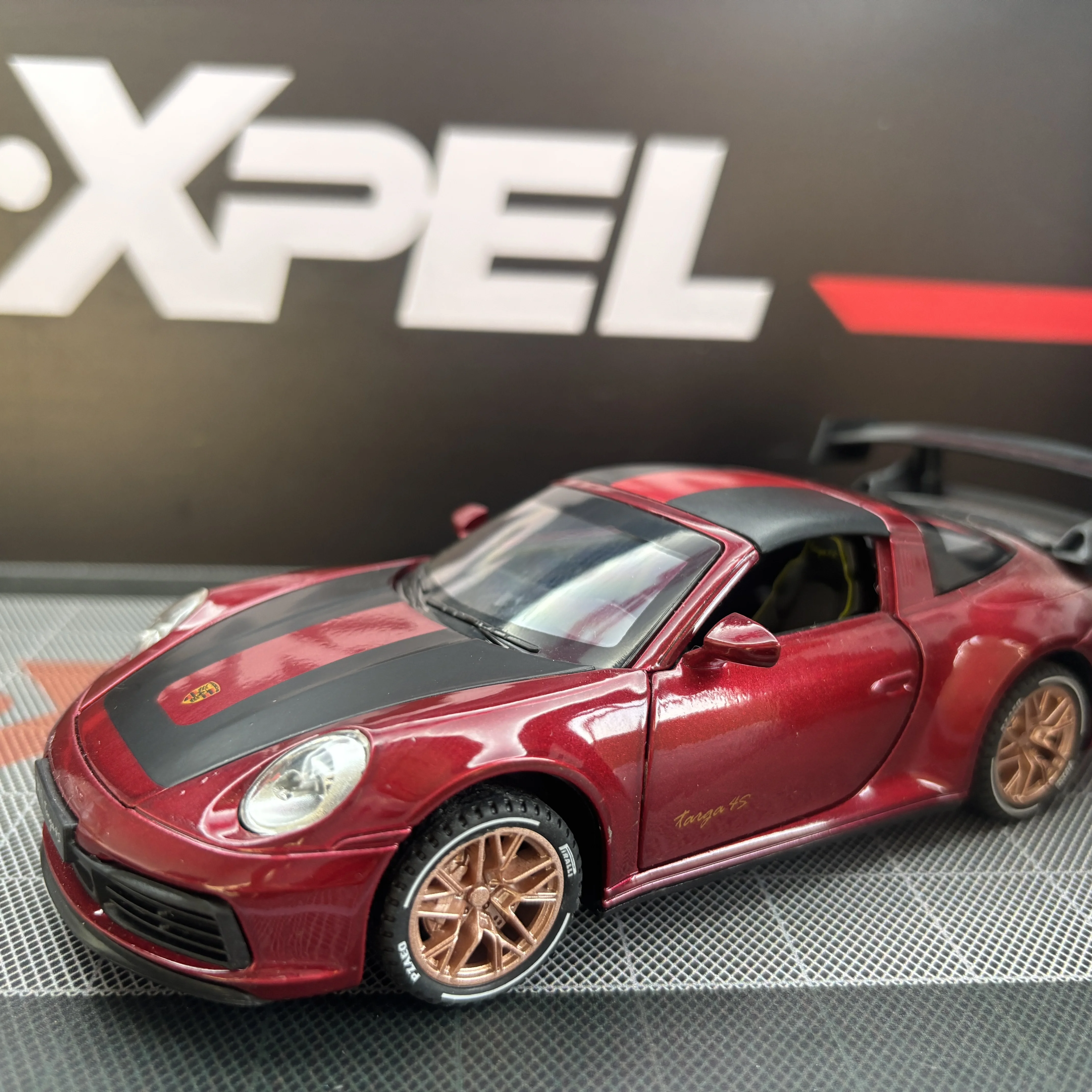 Modèle de voiture en alliage moulé sous pression 1:32, Porsche 911 997 Targa 4s, véhicule de sport Miniature en métal pour enfants, nouveaux cadeaux, jouets chauds