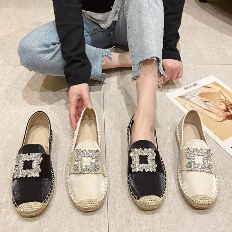 ผ้าซาตินผ้าไหม Espadrille รองเท้าแตะผู้หญิงบิ๊กสแควร์คริสตัล Buckle Loafers สุภาพสตรีออกแบบแบรนด์ Elegant Slip-On Fishman