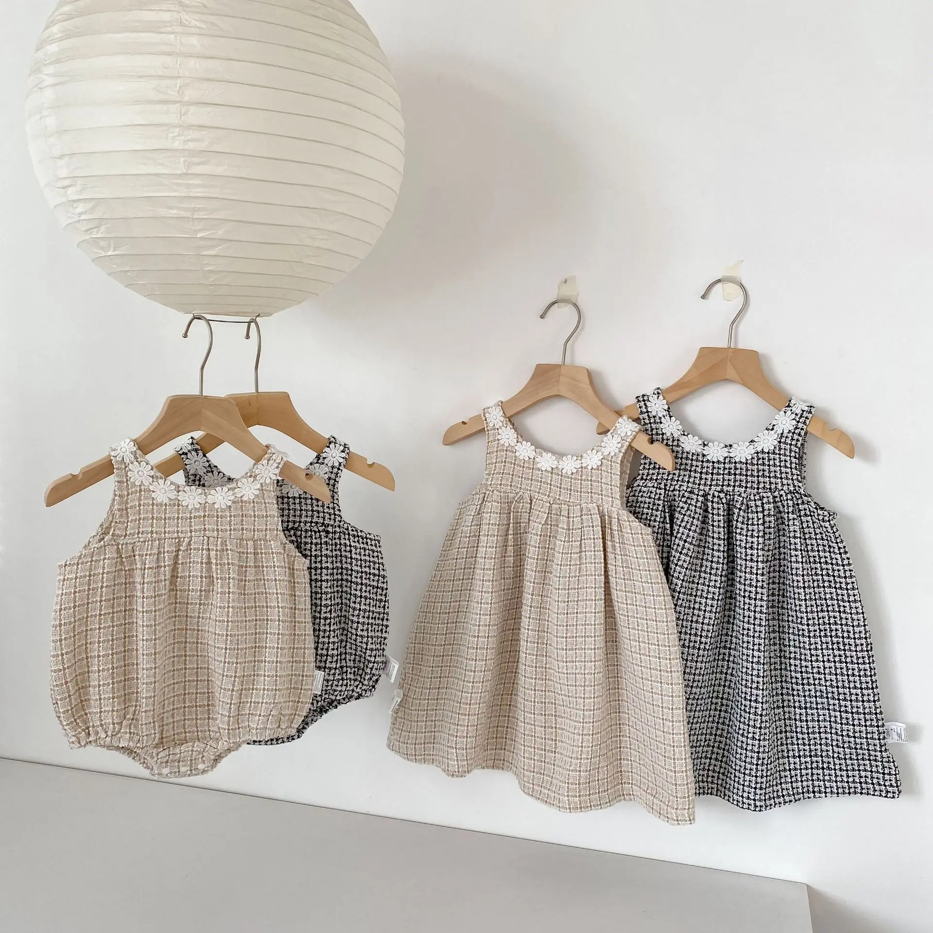 2026 Spring New Baby Girl Sleeveless Sling Bodysuit Infant Cute Flower Strap Jumpsuit Cotton Girls Vest Dress Sisters Clothes