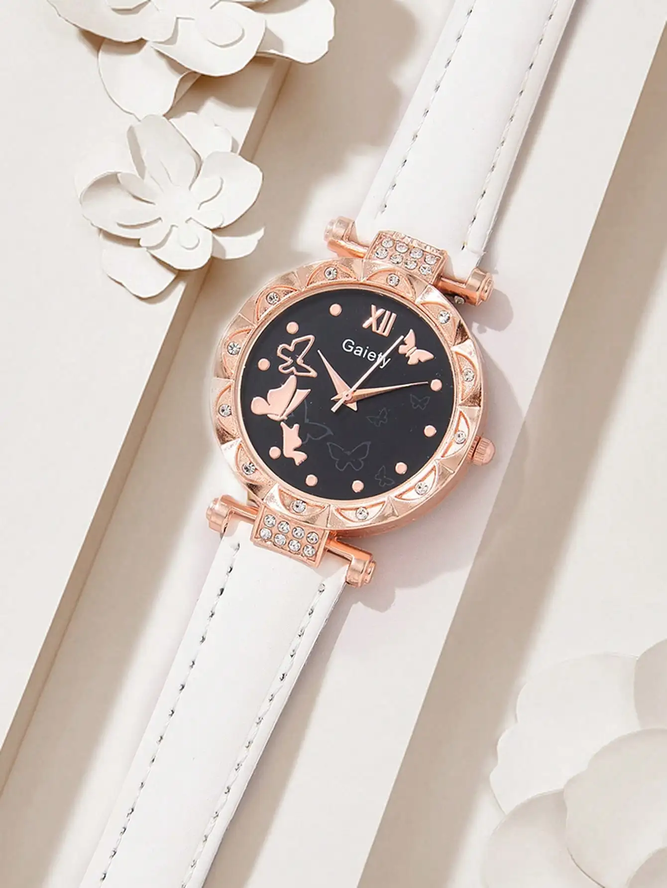 Womens Watches Ladies Fashion Butterfly Watch New Simple Casual Womens Analog WristWatch Bracelet Gift No Box