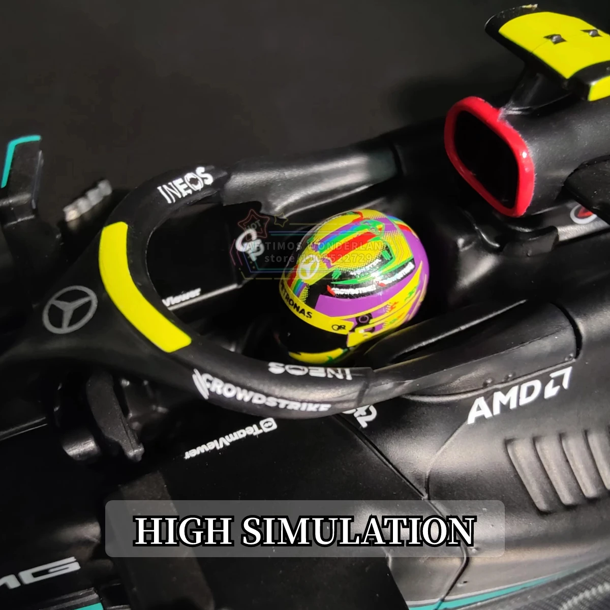 Bburago 1:24 Limited Edition Mercedes AMG W14 Replica, F1 2023 Car Model with Showcase Helmet, Scale Formula 1 Miniature Toy