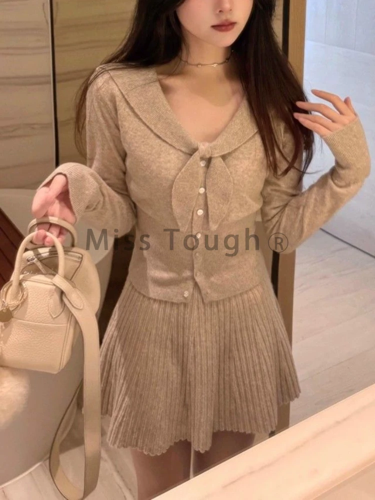 Rabbit Ears Lapels Long Sleeved Knitted Sets V-neck Silm Sweater + Pleated Skirt Suit Sweet Girl Autumn Winter Women's Thin Suit