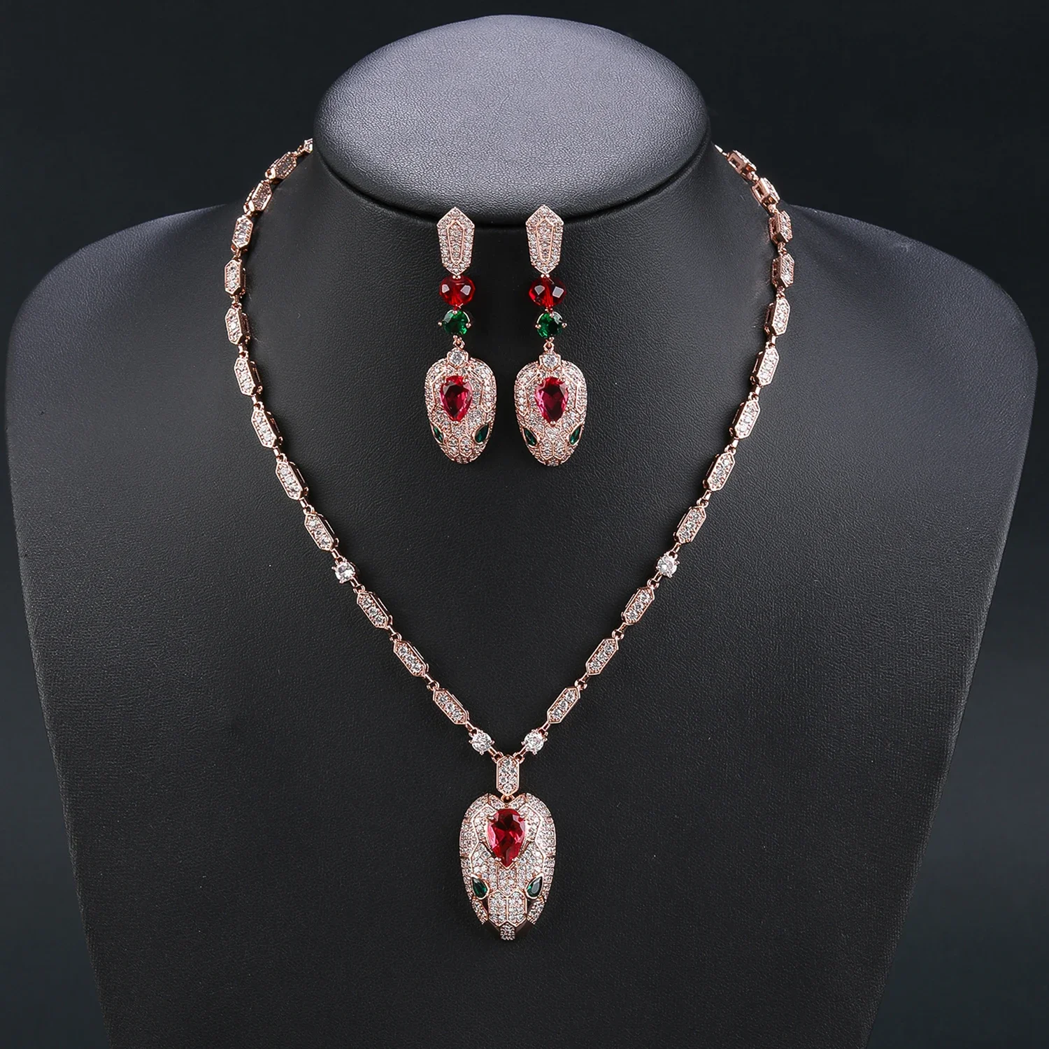 

Fashion Red Blue Shiny Cubic Zirconia Snake Pendant Necklace Earrings 2-Piece Set Lady Party Accessories CN11116