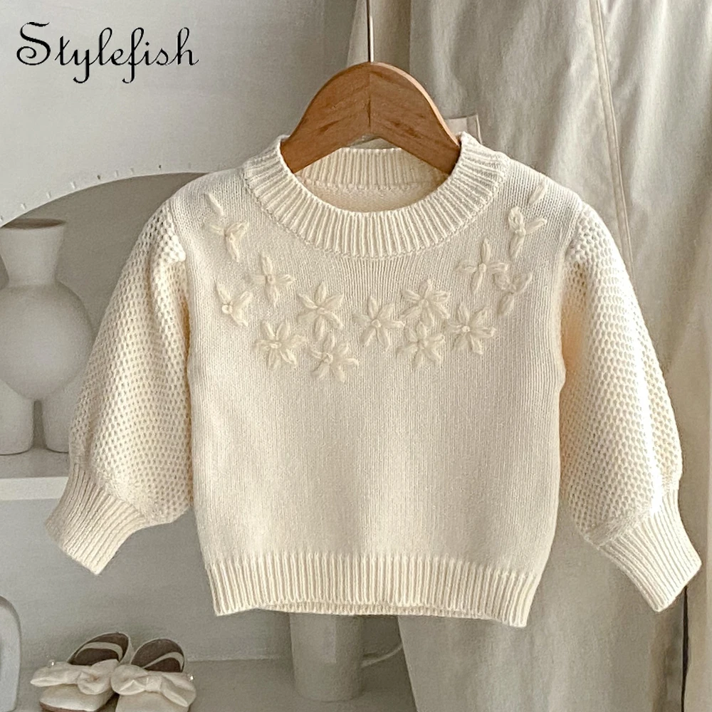 Autumn New 0-3 Year Old Baby Clothing for Girls Handmade Embroidered Round Neck Pullover Sweater Knitted Cotton Top