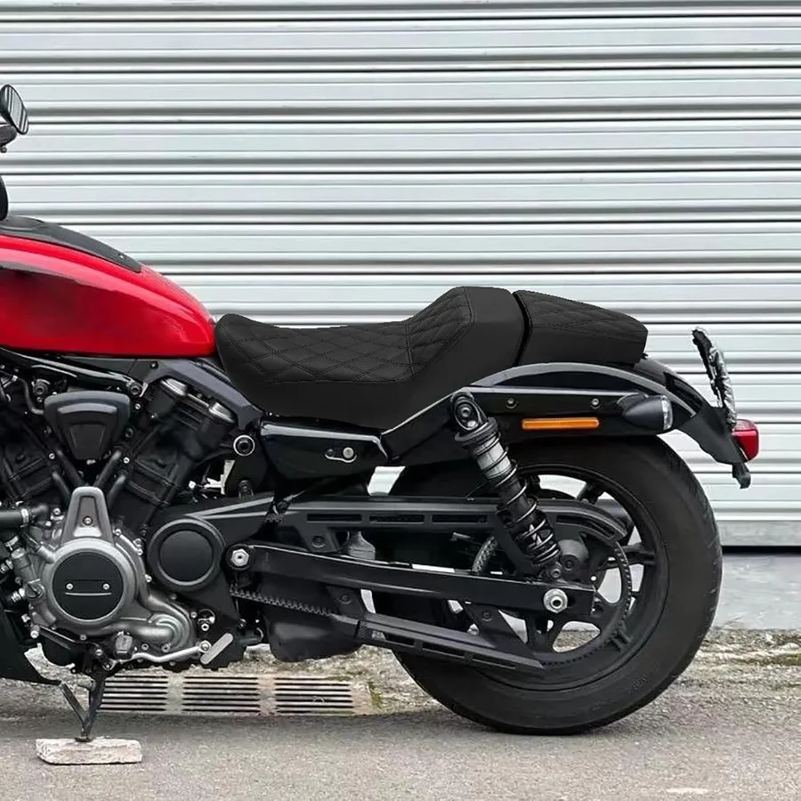 เบาะนั่งหน้าคนขับมอเตอร์ไซค์ เบาะนั่งหลังผู้โดยสาร หนังแท้ แบบชิ้นเดียว สำหรับรถฮาร์เลย์ ไนท์สเตอร์ RH975 RH9