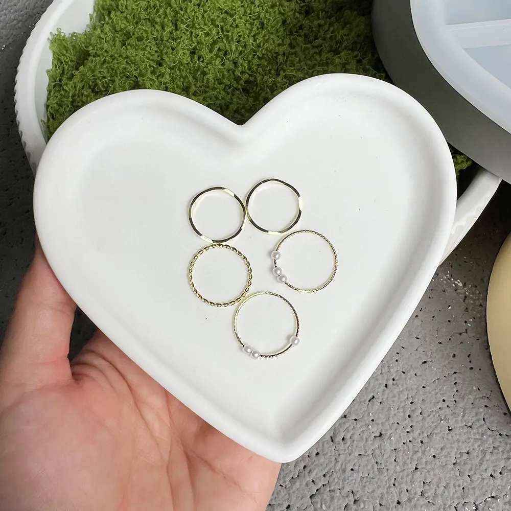 Large Concrete Heart Shape Silicone Mold DIY Heart Storage Dish Candlestick Resin Jewelry Storage Tray Casting Silicone Mold