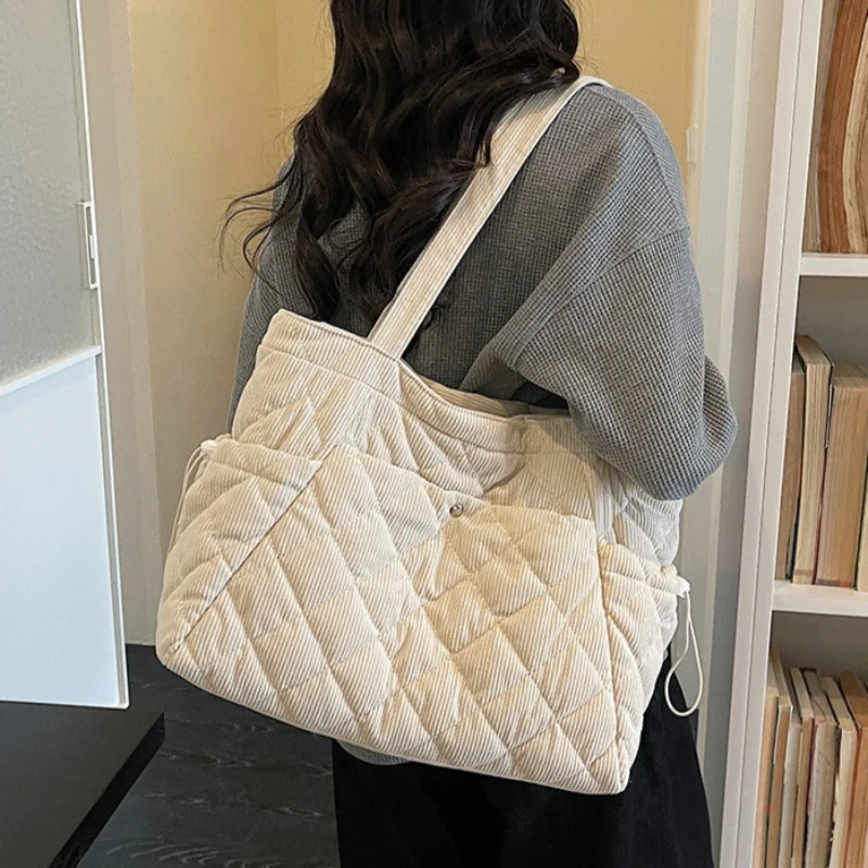 

New Korean Style Large Capacity Lightweight Tote Bag Women Casual Canvas Shoulder Bag Fashionable and Versatile Commuting Bag